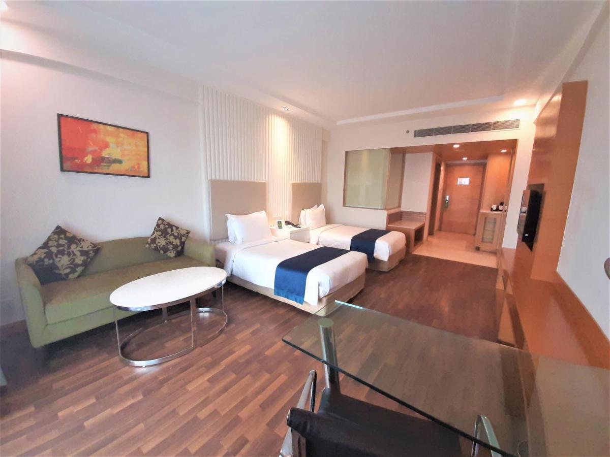 Holiday Inn Amritsar Ranjit Avenue By Ihg מראה חיצוני תמונה