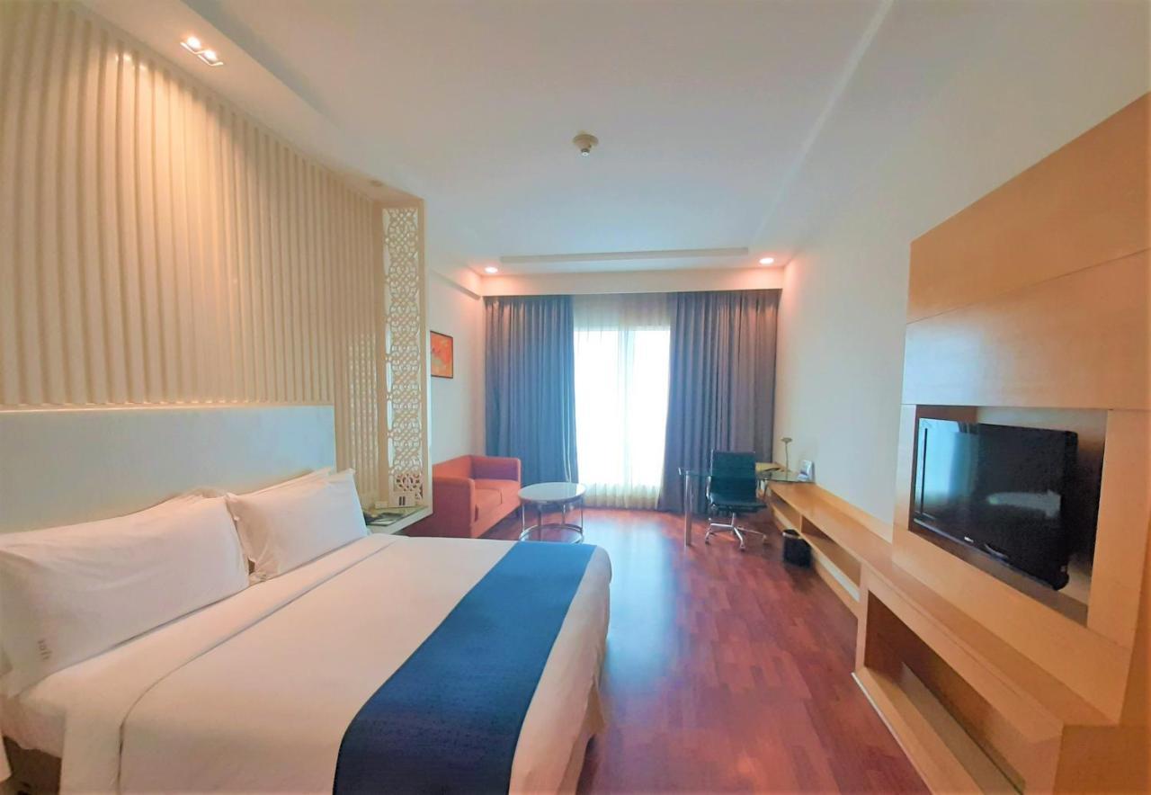 Holiday Inn Amritsar Ranjit Avenue By Ihg מראה חיצוני תמונה