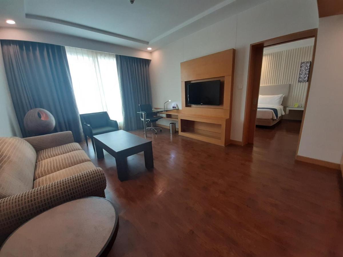 Holiday Inn Amritsar Ranjit Avenue By Ihg מראה חיצוני תמונה