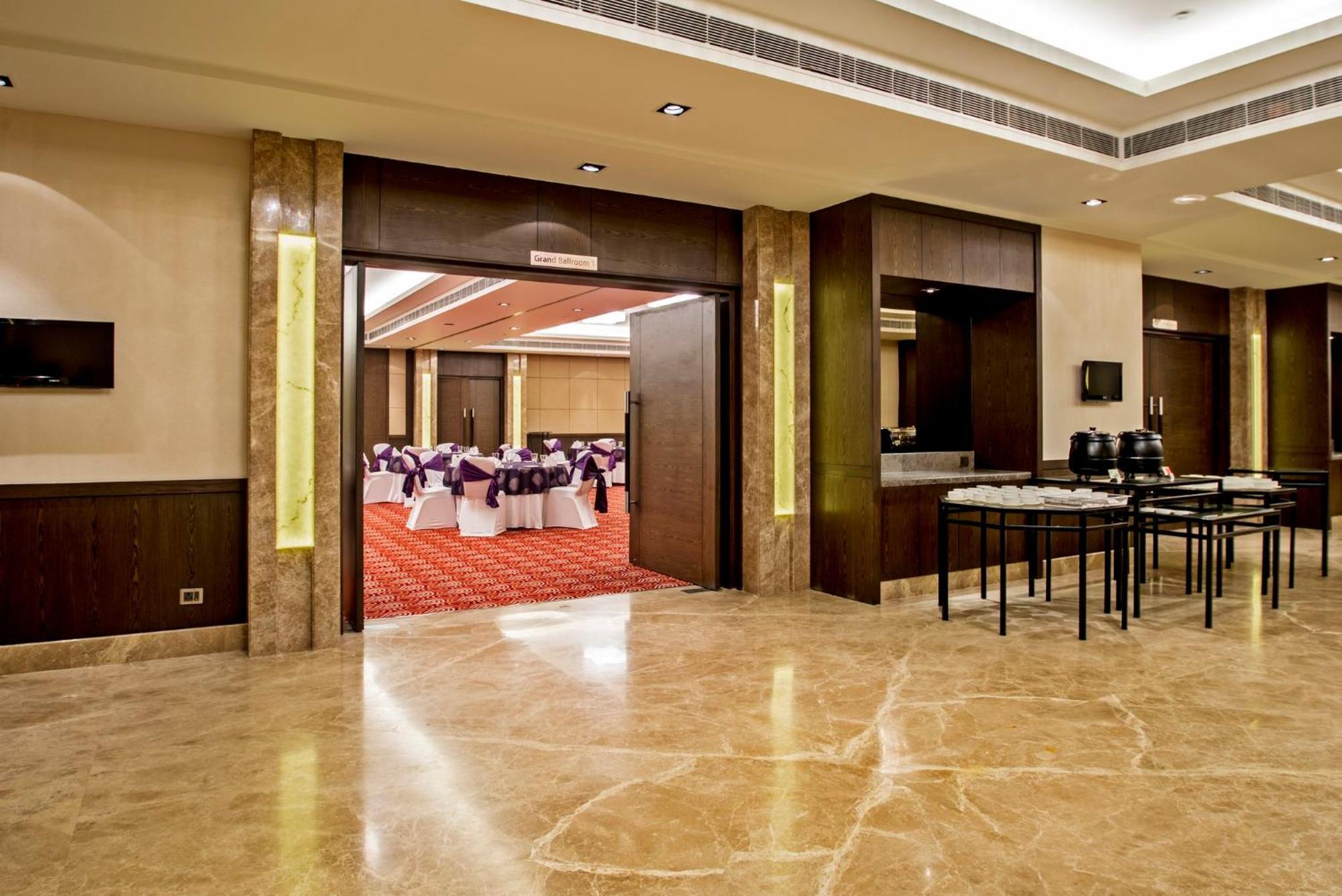 Holiday Inn Amritsar Ranjit Avenue By Ihg מראה חיצוני תמונה